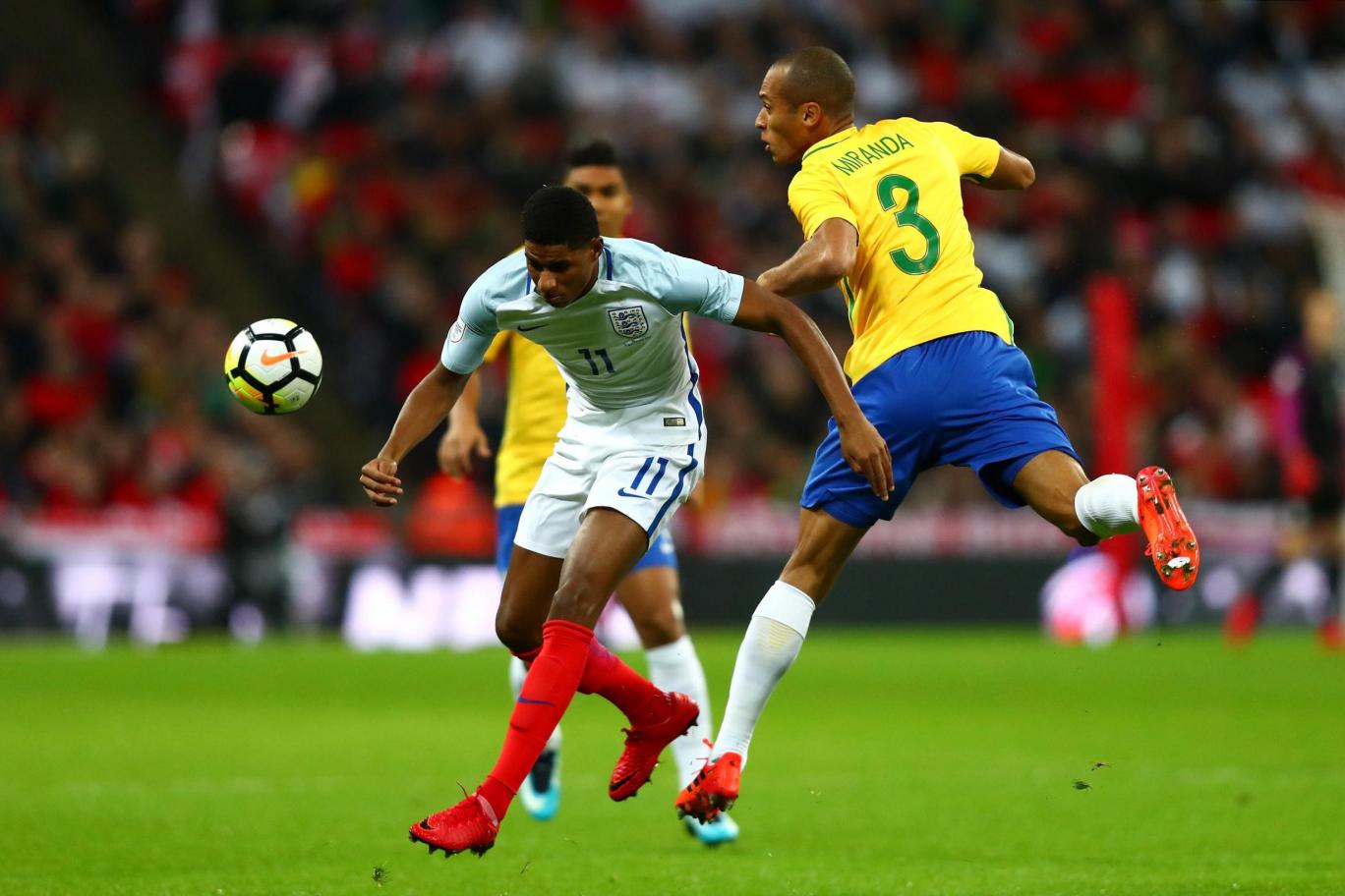 内马尔状态火爆，CBA常规赛次回合对阵上海申花，广州队力争不败(内马尔加盟巴萨视频)